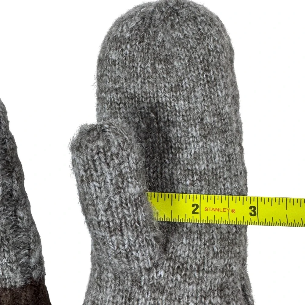 NWT Gray‎ Knit Reindeer Hat Mittens Set Kids 3-6 Winter Christmas Fleece Lined